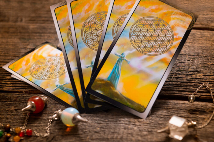 Le tirage de la Roue Astrologique du Tarot de Marseille